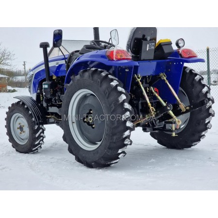 Трактор TERRA FORCE 3254HX, двигун КМ385ВТ, широкі шини, редукторні мости, зашиті крила, рівна підлога Трактор TERRA FORCE 3254HX, двигун КМ385ВТ, широкі шини, редукторні мости, зашиті крила, рівна підлога